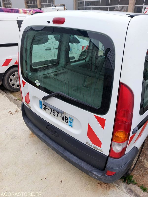 FOURGONNETTE - RENAULT KANGOO - 2003 - Malá dodávka: obrázok 3 FOURGONNETTE - RENAULT KANGOO - 2003 - Malá dodávka: obrázok 3