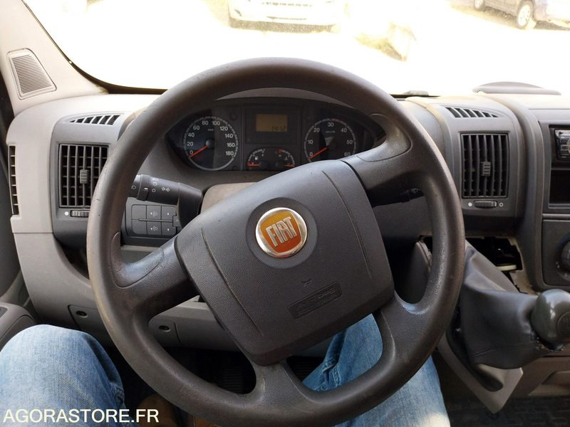 Fiat Ducato de 2009 - 76 399 kms ( AB-774-WB) - Furgon: obrázok 4 Fiat Ducato de 2009 - 76 399 kms ( AB-774-WB) - Furgon: obrázok 4