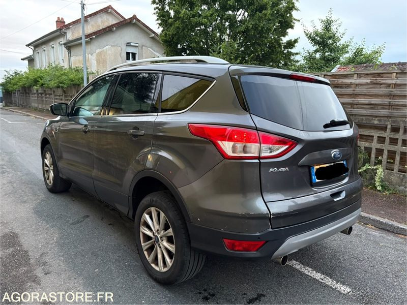 Ford Kuga 2.0l Tdci Powershift 4x4 - 2016 - 270 000km - Automobil: obrázok 1 Ford Kuga 2.0l Tdci Powershift 4x4 - 2016 - 270 000km - Automobil: obrázok 1
