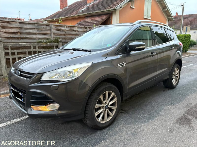 Ford Kuga 2.0l Tdci Powershift 4x4 - 2016 - 270 000km - Automobil: obrázok 3 Ford Kuga 2.0l Tdci Powershift 4x4 - 2016 - 270 000km - Automobil: obrázok 3