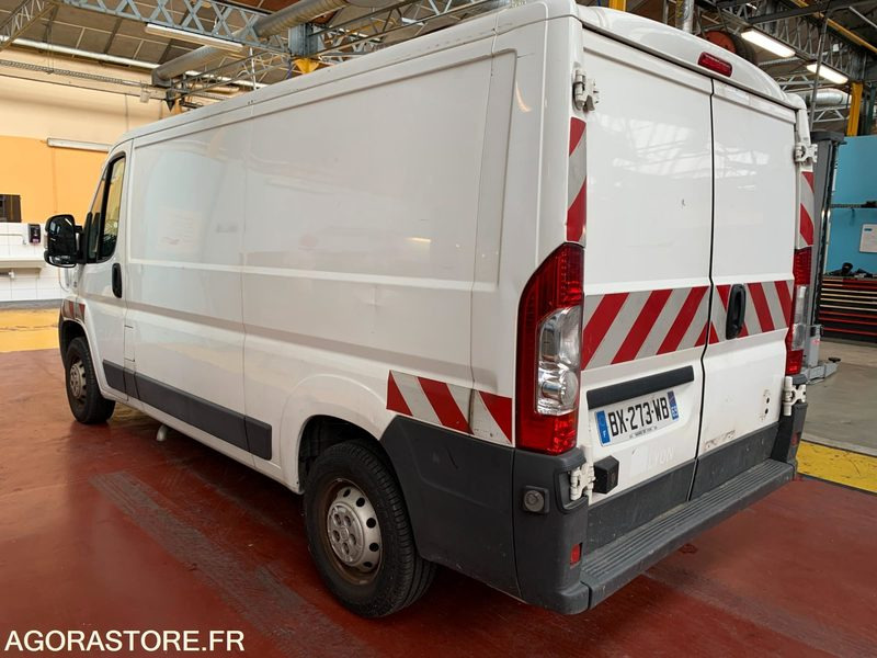 G FOURGON DUCATO BX-273-WB - Furgon: obrázok 3 G FOURGON DUCATO BX-273-WB - Furgon: obrázok 3