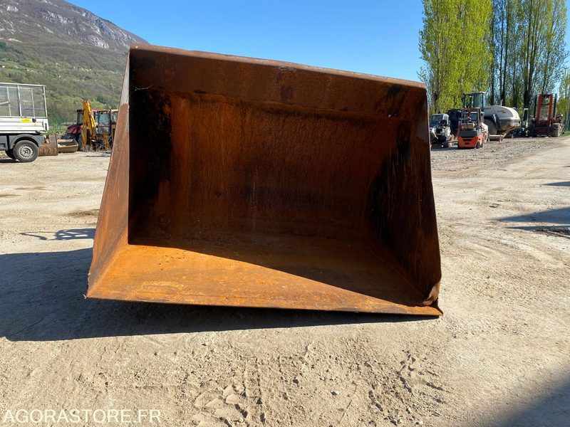 GODET GRAND VOLUME POUR CHARIOT ELEVATEUR - Année 1996 - Stavebné zariadenia: obrázok 1 GODET GRAND VOLUME POUR CHARIOT ELEVATEUR - Année 1996 - Stavebné zariadenia: obrázok 1