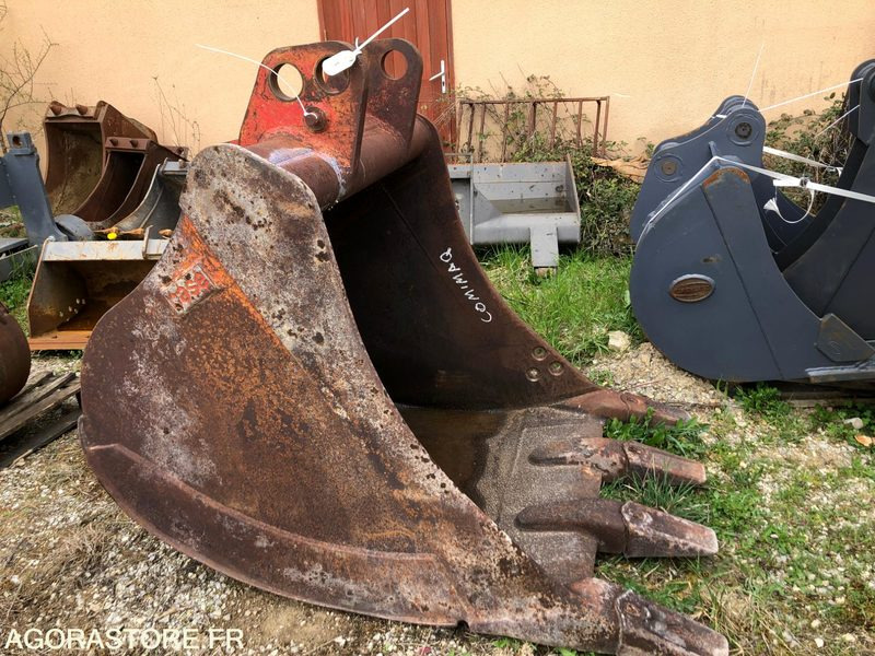 Godet CASE 110cm axes 60 et 75mm - Lyžica pre rýpadlo: obrázok 1 Godet CASE 110cm axes 60 et 75mm - Lyžica pre rýpadlo: obrázok 1