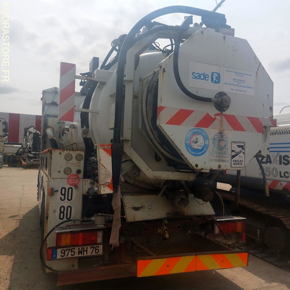 HYDROCUREUR RIVARD / RENAULT DC240 - 358888 KMS - ROULANT - EN L'ETAT - Fekálne vozidlo: obrázok 2 HYDROCUREUR RIVARD / RENAULT DC240 - 358888 KMS - ROULANT - EN L'ETAT - Fekálne vozidlo: obrázok 2