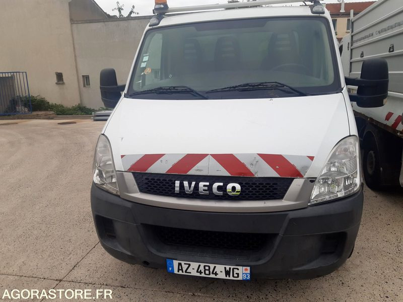 IVECO BENNE DANS L'ETAT - Dodávka sklápač: obrázok 3 IVECO BENNE DANS L'ETAT - Dodávka sklápač: obrázok 3