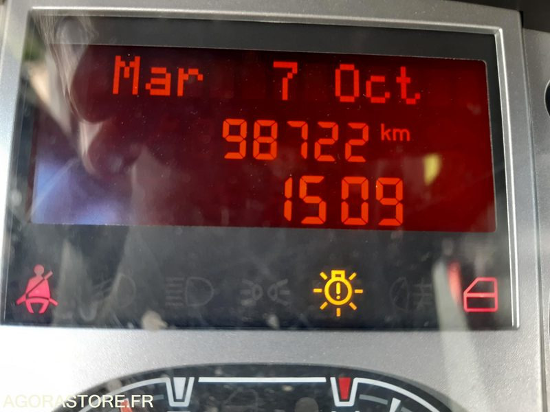 IVECO BENNE DANS L'ETAT - Dodávka sklápač: obrázok 4 IVECO BENNE DANS L'ETAT - Dodávka sklápač: obrázok 4