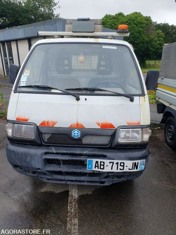 VQ-V20M PIAGGIO PORTER. - Iné stroje: obrázok 1 VQ-V20M PIAGGIO PORTER. - Iné stroje: obrázok 1