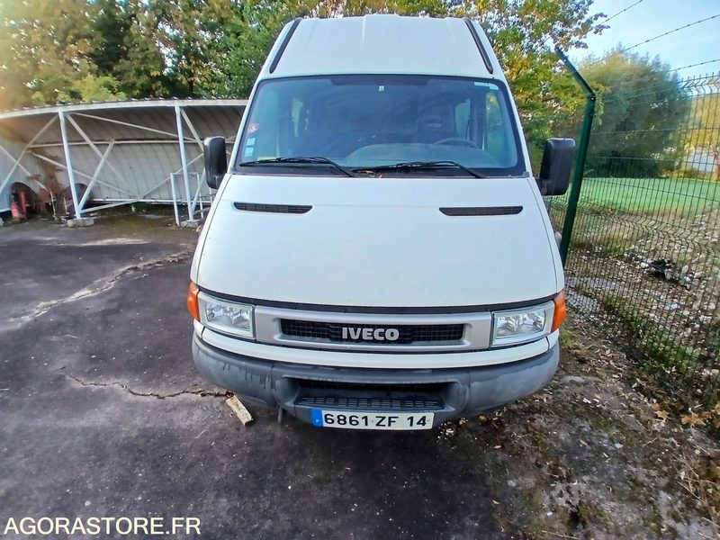 Iveco Daily – Diesel – 2004-172 288 KM - Furgon: obrázok 1 Iveco Daily – Diesel – 2004-172 288 KM - Furgon: obrázok 1