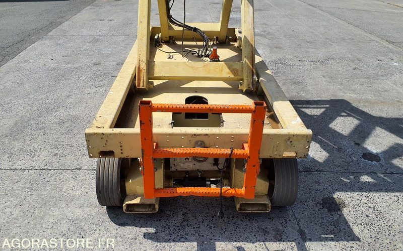 JLG 2646 ES NACELLE CISEAU ÉLECTRIQUE 10 M ÉTROIT - Pracovná plošina: obrázok 4 JLG 2646 ES NACELLE CISEAU ÉLECTRIQUE 10 M ÉTROIT - Pracovná plošina: obrázok 4