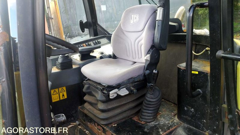 Chargeuse JCB 406 - 1140h - 2012 - Komunálne/ Špeciálne stroje: obrázok 4 Chargeuse JCB 406 - 1140h - 2012 - Komunálne/ Špeciálne stroje: obrázok 4