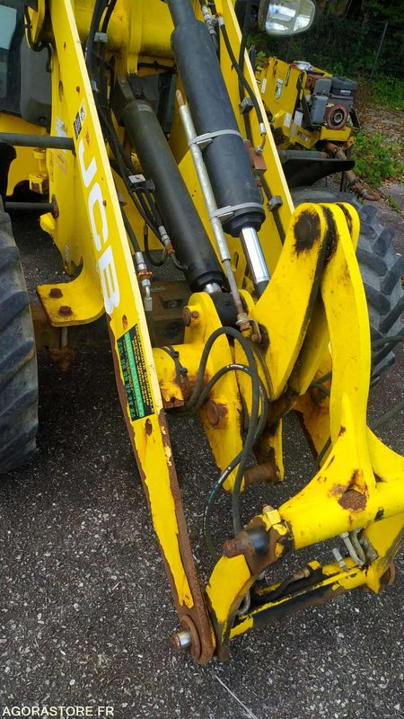 Chargeuse JCB 406 - 1140h - 2012 - Komunálne/ Špeciálne stroje: obrázok 2 Chargeuse JCB 406 - 1140h - 2012 - Komunálne/ Špeciálne stroje: obrázok 2