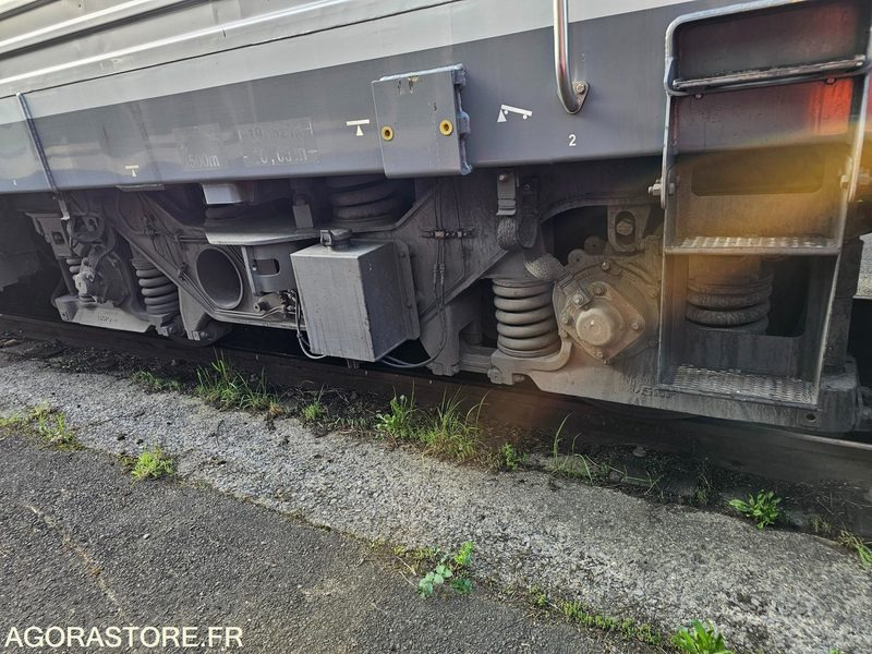 Stavebné zariadenia Locomotive Alstom BB27000 (matricule BB27064): obrázok 14