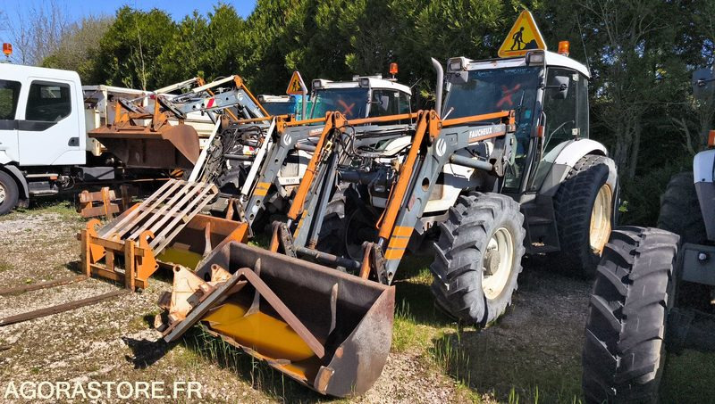 Lot Renault - Tracteur ergos 110-CF 056 - 2001 - 11404 et CHARGEUR FAUCHEUX TRF0 - Traktor: obrázok 1 Lot Renault - Tracteur ergos 110-CF 056 - 2001 - 11404 et CHARGEUR FAUCHEUX TRF0 - Traktor: obrázok 1