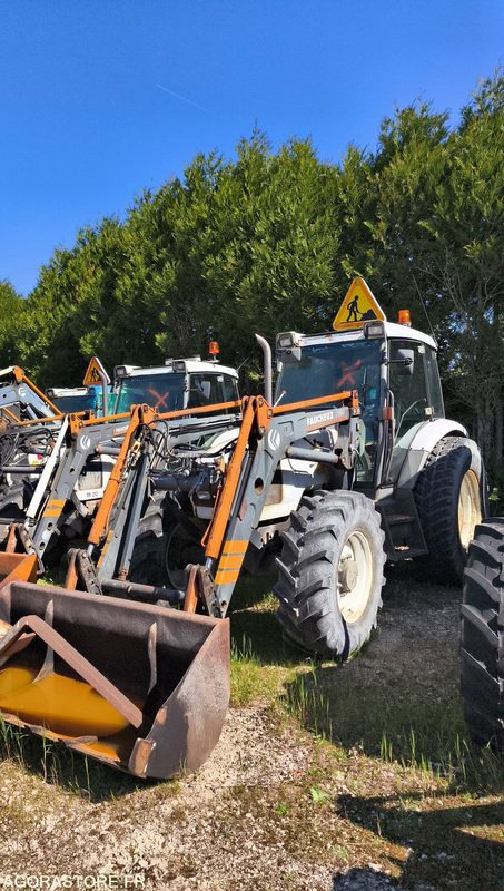 Lot Renault - Tracteur ergos 110-CF 056 - 2001 - 11404 et CHARGEUR FAUCHEUX TRF0 - Traktor: obrázok 3 Lot Renault - Tracteur ergos 110-CF 056 - 2001 - 11404 et CHARGEUR FAUCHEUX TRF0 - Traktor: obrázok 3
