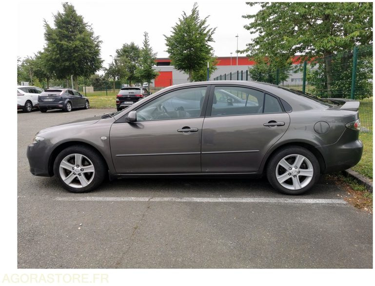 MAZDA 6 HATCHBACK - 93 386 KM - 2007 - Automobil: obrázok 2 MAZDA 6 HATCHBACK - 93 386 KM - 2007 - Automobil: obrázok 2