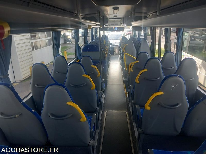 MERCEDES INTOURO N°083146 - Školský autobus: obrázok 5 MERCEDES INTOURO N°083146 - Školský autobus: obrázok 5