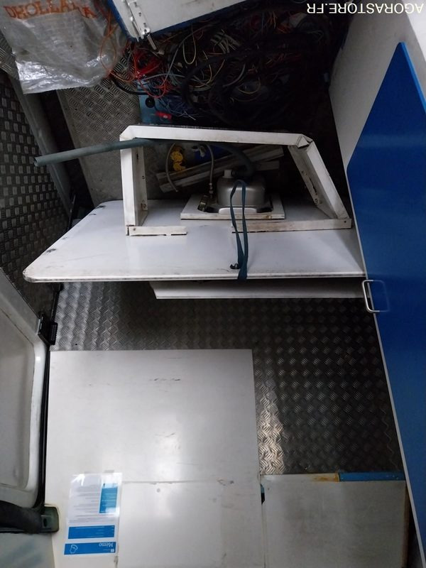 MERCEDES Sprinter 411CDI Fourgon L4 VASP 2004 148238Km ROULANT PRO UNIQUEMENT - Furgon: obrázok 1 MERCEDES Sprinter 411CDI Fourgon L4 VASP 2004 148238Km ROULANT PRO UNIQUEMENT - Furgon: obrázok 1