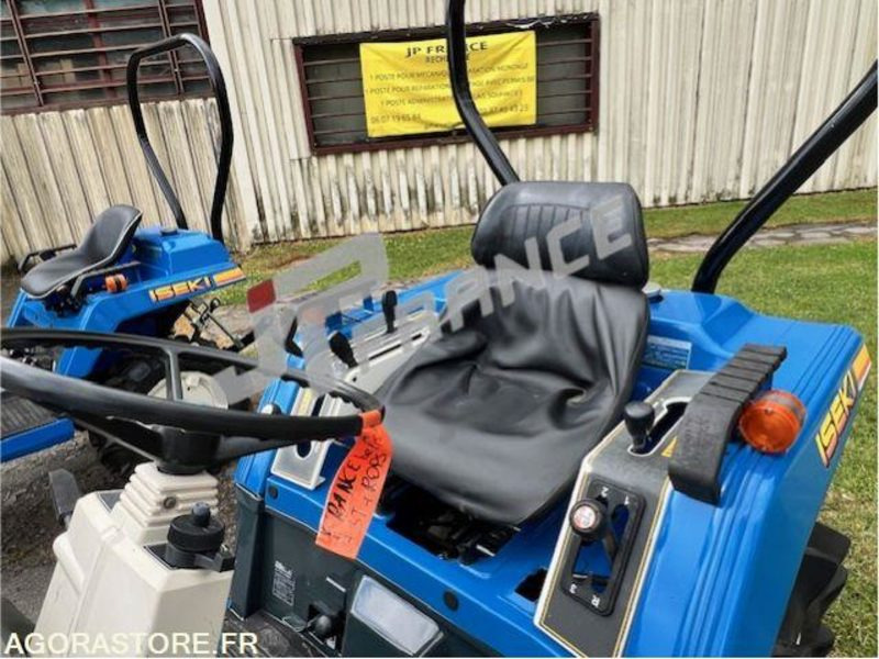 MICROTRACTEUR ISEKI 14 CV 4 ROUES MOTRICES DIESEL 1263H DANS L'ETAT ROULANT - Traktor: obrázok 3 MICROTRACTEUR ISEKI 14 CV 4 ROUES MOTRICES DIESEL 1263H DANS L'ETAT ROULANT - Traktor: obrázok 3
