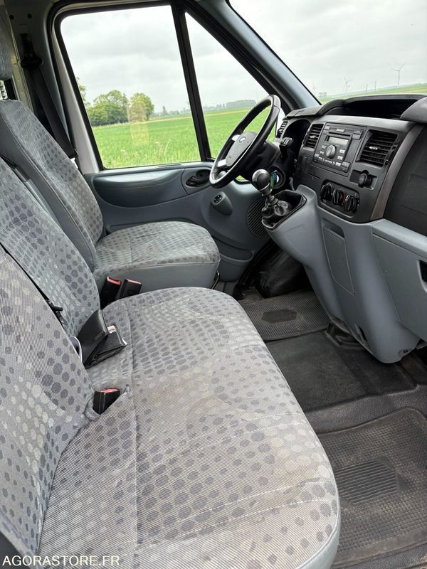 MINIBUS FORD TRANSIT Moteur neuf - Minibus, Mikrobus: obrázok 4 MINIBUS FORD TRANSIT Moteur neuf - Minibus, Mikrobus: obrázok 4