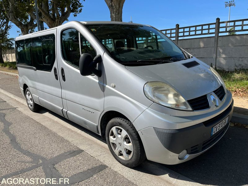 MINIBUS VL - 9 PLACES - TRAFIC - L2 H1 - 115 CH - CLIM- 165200 KMS - ATTELAGE - Minibus, Mikrobus: obrázok 1 MINIBUS VL - 9 PLACES - TRAFIC - L2 H1 - 115 CH - CLIM- 165200 KMS - ATTELAGE - Minibus, Mikrobus: obrázok 1