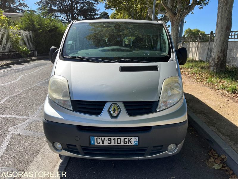 MINIBUS VL - 9 PLACES - TRAFIC - L2 H1 - 115 CH - CLIM- 165200 KMS - ATTELAGE - Minibus, Mikrobus: obrázok 2 MINIBUS VL - 9 PLACES - TRAFIC - L2 H1 - 115 CH - CLIM- 165200 KMS - ATTELAGE - Minibus, Mikrobus: obrázok 2