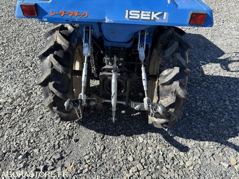 Micro tracteur iseki 157 , 16CV 4x4 3 cylindres , direction assistée - Traktor: obrázok 3 Micro tracteur iseki 157 , 16CV 4x4 3 cylindres , direction assistée - Traktor: obrázok 3