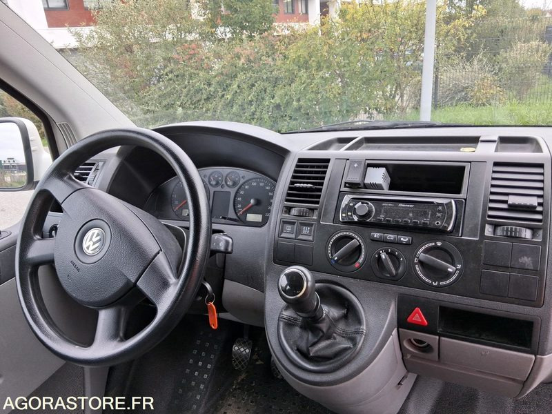 Mini bus / Volkswagen Caravelle - Minibus, Mikrobus: obrázok 3 Mini bus / Volkswagen Caravelle - Minibus, Mikrobus: obrázok 3