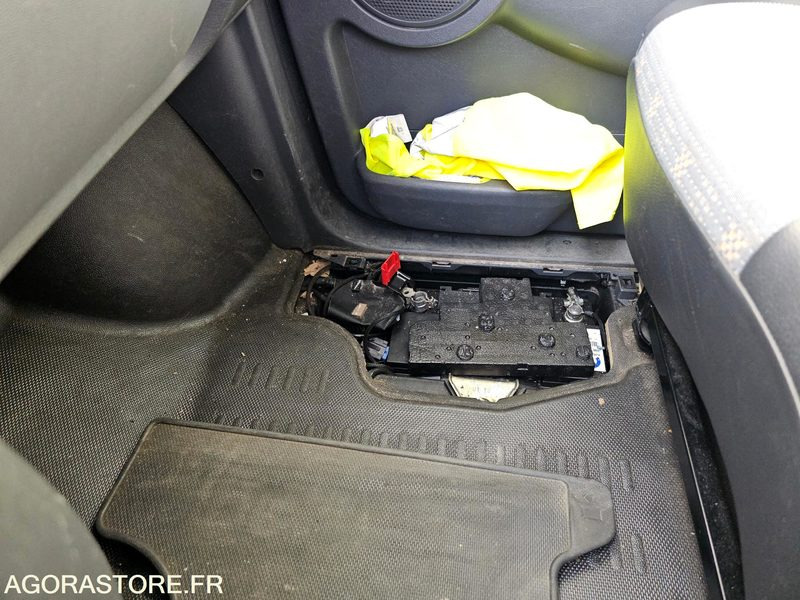 Minibus JUMPY "sans CT" non roulant - Minibus, Mikrobus: obrázok 5 Minibus JUMPY "sans CT" non roulant - Minibus, Mikrobus: obrázok 5