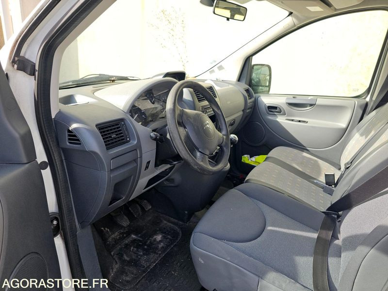 Minibus JUMPY "sans CT" non roulant - Minibus, Mikrobus: obrázok 3 Minibus JUMPY "sans CT" non roulant - Minibus, Mikrobus: obrázok 3