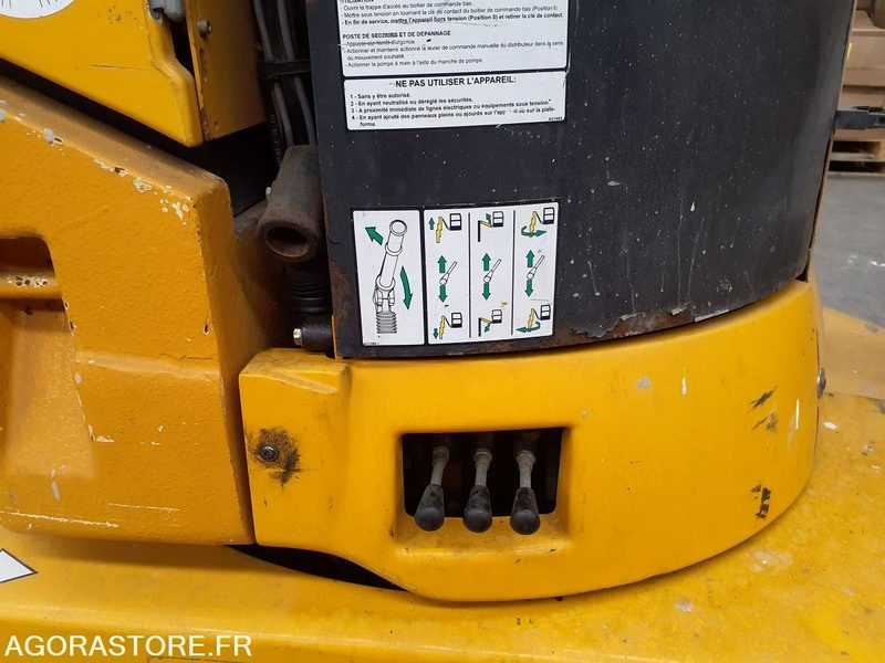 Nacelles à mât vertical GROVE TOUCAN 861 - Pracovná plošina: obrázok 5 Nacelles à mât vertical GROVE TOUCAN 861 - Pracovná plošina: obrázok 5