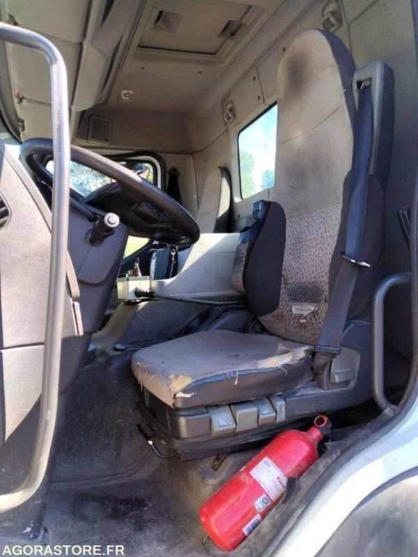 AZ-826-NR PORTEUR RENAULT PREMIUM 430 DXI 669120 kms 2010 - Nákladné auto: obrázok 5 AZ-826-NR PORTEUR RENAULT PREMIUM 430 DXI 669120 kms 2010 - Nákladné auto: obrázok 5