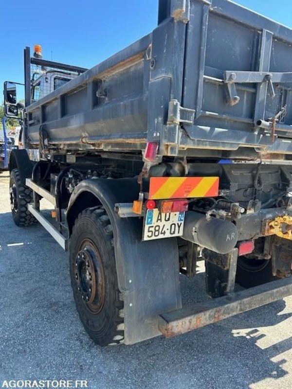 CAMION 4X4 MERCEDES UNIMOG U5000 2009 62289 KM 4667 HEURES - Nákladné auto: obrázok 4 CAMION 4X4 MERCEDES UNIMOG U5000 2009 62289 KM 4667 HEURES - Nákladné auto: obrázok 4