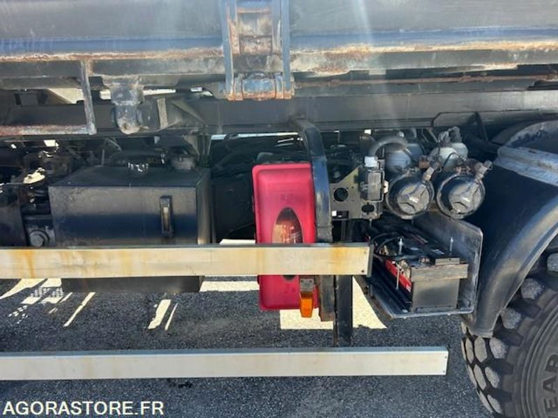 CAMION 4X4 MERCEDES UNIMOG U5000 2009 62289 KM 4667 HEURES - Nákladné auto: obrázok 5 CAMION 4X4 MERCEDES UNIMOG U5000 2009 62289 KM 4667 HEURES - Nákladné auto: obrázok 5