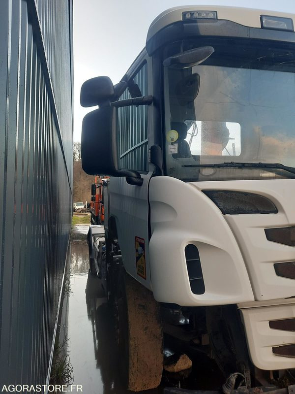 CAMION SCNAIA P250 - Nákladné auto: obrázok 3 CAMION SCNAIA P250 - Nákladné auto: obrázok 3