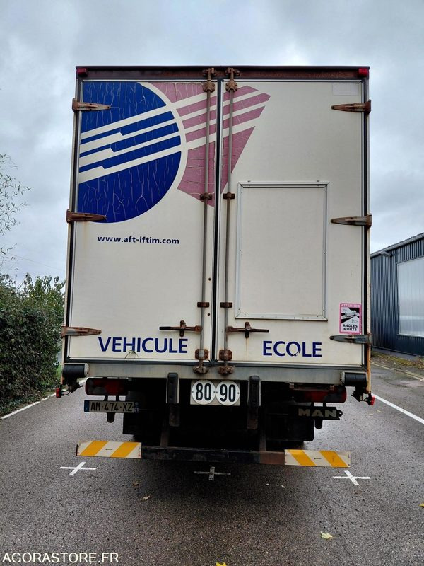 MAN tgx18.360 - 2010 - 420607 Kms - Nákladné auto: obrázok 2 MAN tgx18.360 - 2010 - 420607 Kms - Nákladné auto: obrázok 2