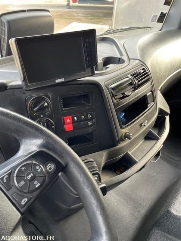 Mercedes Atego 2017 Boite automatique - Nákladné auto: obrázok 5 Mercedes Atego 2017 Boite automatique - Nákladné auto: obrázok 5