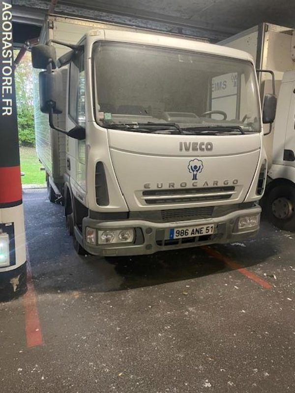 POID LOURD IVECO - Nákladné auto: obrázok 1 POID LOURD IVECO - Nákladné auto: obrázok 1