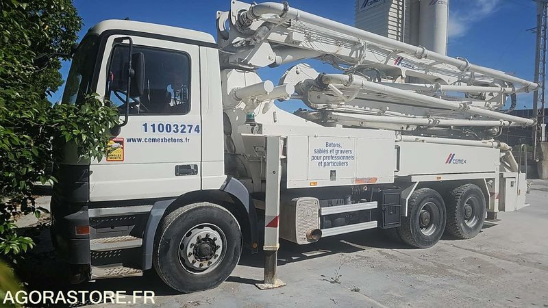 POMPE A BETON MERCEDES ACTROS - 2003 - EXCLUSIVEMENT POUR EXPORT - Nákladné auto: obrázok 1 POMPE A BETON MERCEDES ACTROS - 2003 - EXCLUSIVEMENT POUR EXPORT - Nákladné auto: obrázok 1