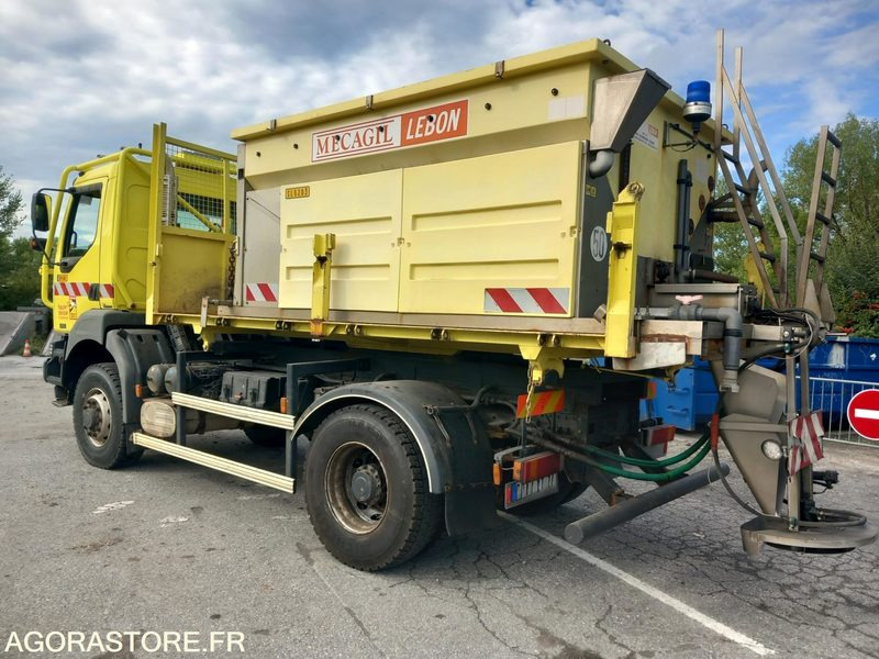 RENAULT KERAX 4X4 DXI 370 BENNE + Saleuse MECAGIL LEBON (KR0406 + SL0203) - Nákladné auto: obrázok 2 RENAULT KERAX 4X4 DXI 370 BENNE + Saleuse MECAGIL LEBON (KR0406 + SL0203) - Nákladné auto: obrázok 2