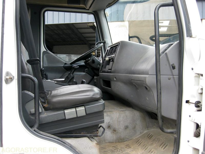 RENAULT Midlum 220 DCI - Nákladné auto: obrázok 5 RENAULT Midlum 220 DCI - Nákladné auto: obrázok 5