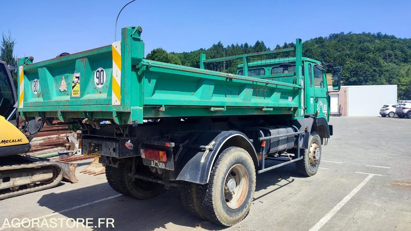 Renault M210 - Nákladné auto: obrázok 2 Renault M210 - Nákladné auto: obrázok 2
