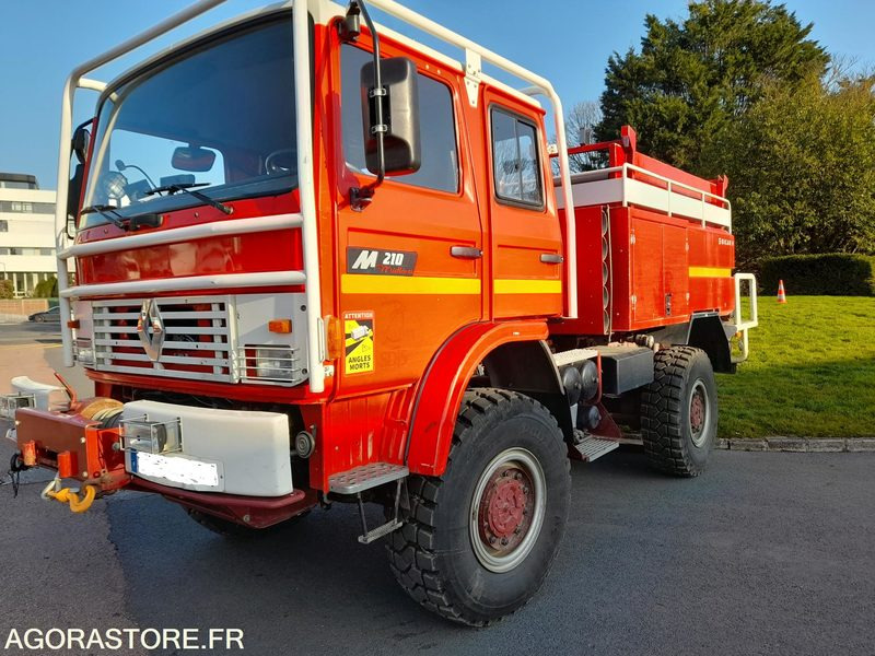 Renault Midliner M210 / GICAR (MECA 557) - Nákladné auto: obrázok 2 Renault Midliner M210 / GICAR (MECA 557) - Nákladné auto: obrázok 2