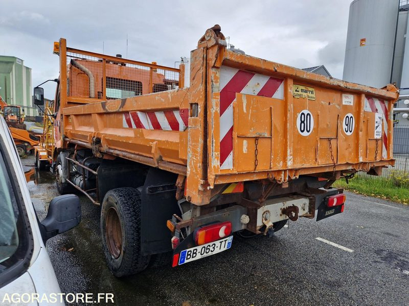 Renault Midlum -183462- 2002 - BB063TT - Nákladné auto: obrázok 4 Renault Midlum -183462- 2002 - BB063TT - Nákladné auto: obrázok 4