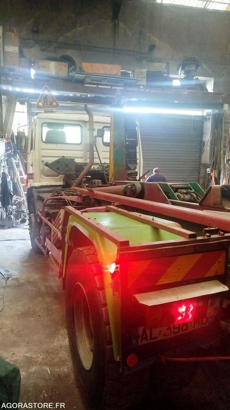 Renault Poids lourd G230 - 1985 - 564616KM - Nákladné auto: obrázok 3 Renault Poids lourd G230 - 1985 - 564616KM - Nákladné auto: obrázok 3