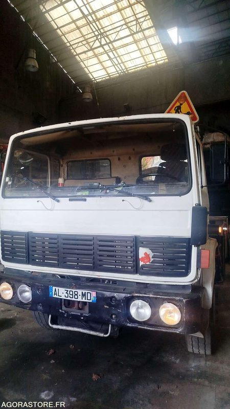 Renault Poids lourd G230 - 1985 - 564616KM - Nákladné auto: obrázok 2 Renault Poids lourd G230 - 1985 - 564616KM - Nákladné auto: obrázok 2