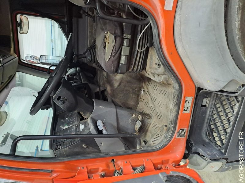 Renault Premium - 2002 - 245200kms (P2001104) - Nákladné auto: obrázok 4 Renault Premium - 2002 - 245200kms (P2001104) - Nákladné auto: obrázok 4