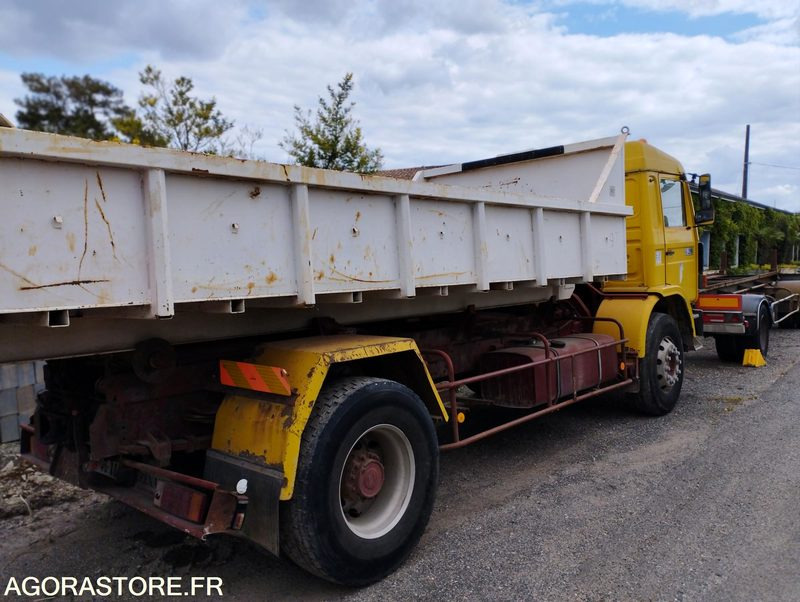 Camion RENAULT AMPLIROLL-1988 - 838556 KMS - Nákladné auto: obrázok 2 Camion RENAULT AMPLIROLL-1988 - 838556 KMS - Nákladné auto: obrázok 2