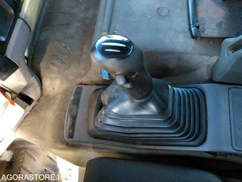 Leasing  camion ampliroll 19 t (CH357SW) camion ampliroll 19 t (CH357SW): obrázok 15 Leasing  camion ampliroll 19 t (CH357SW) camion ampliroll 19 t (CH357SW): obrázok 15