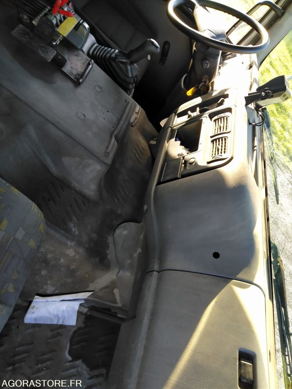 Leasing  camion ampliroll 19 t (CH357SW) camion ampliroll 19 t (CH357SW): obrázok 11 Leasing  camion ampliroll 19 t (CH357SW) camion ampliroll 19 t (CH357SW): obrázok 11