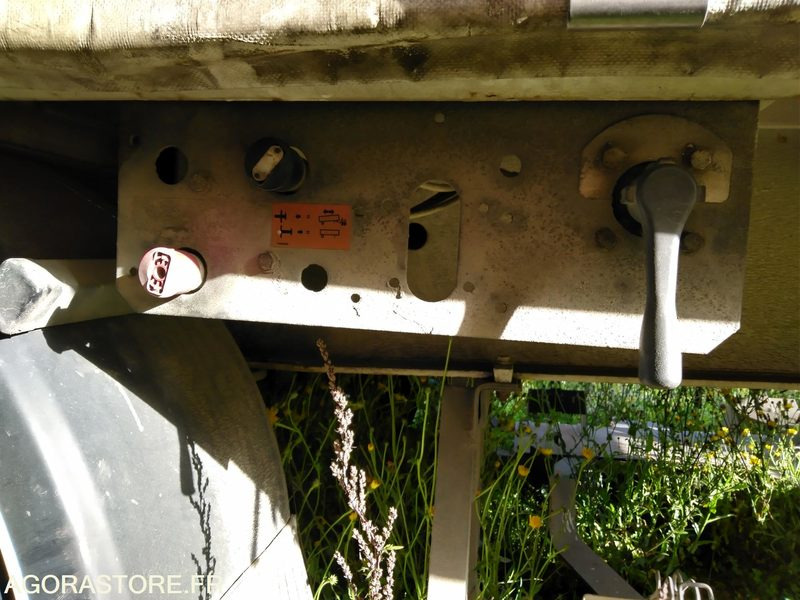 SEMI-REMORQUE TAUTLINER 3 ESSIEUX FC-892-RA - Náves: obrázok 1 SEMI-REMORQUE TAUTLINER 3 ESSIEUX FC-892-RA - Náves: obrázok 1